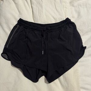 Lululemon Athletica Hotty Hot Short Size 8